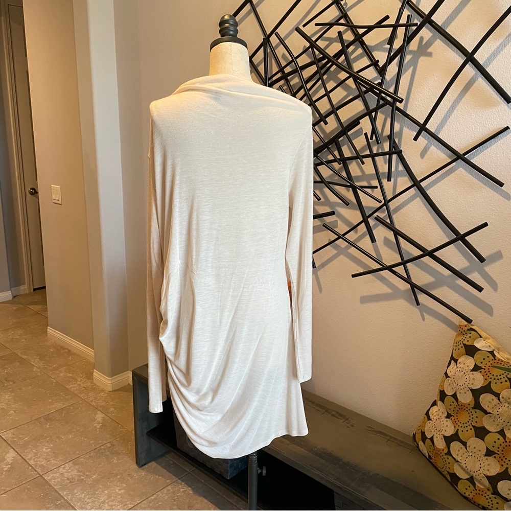 Off-White, Long-Sleeve Tunic - Picture 2 of 10